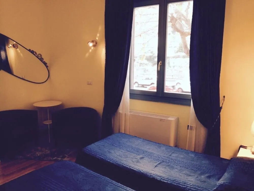 קומו Hotel Il Loggiato Dei Serviti