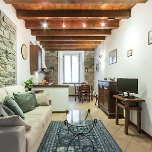 Appartamento Lo Storico By Holiday Solutions, Côme